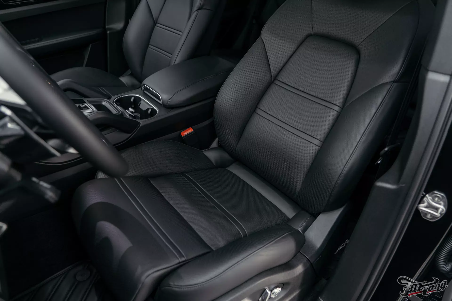 Porsche Cayenne. Комплекс детейлинг-услуг